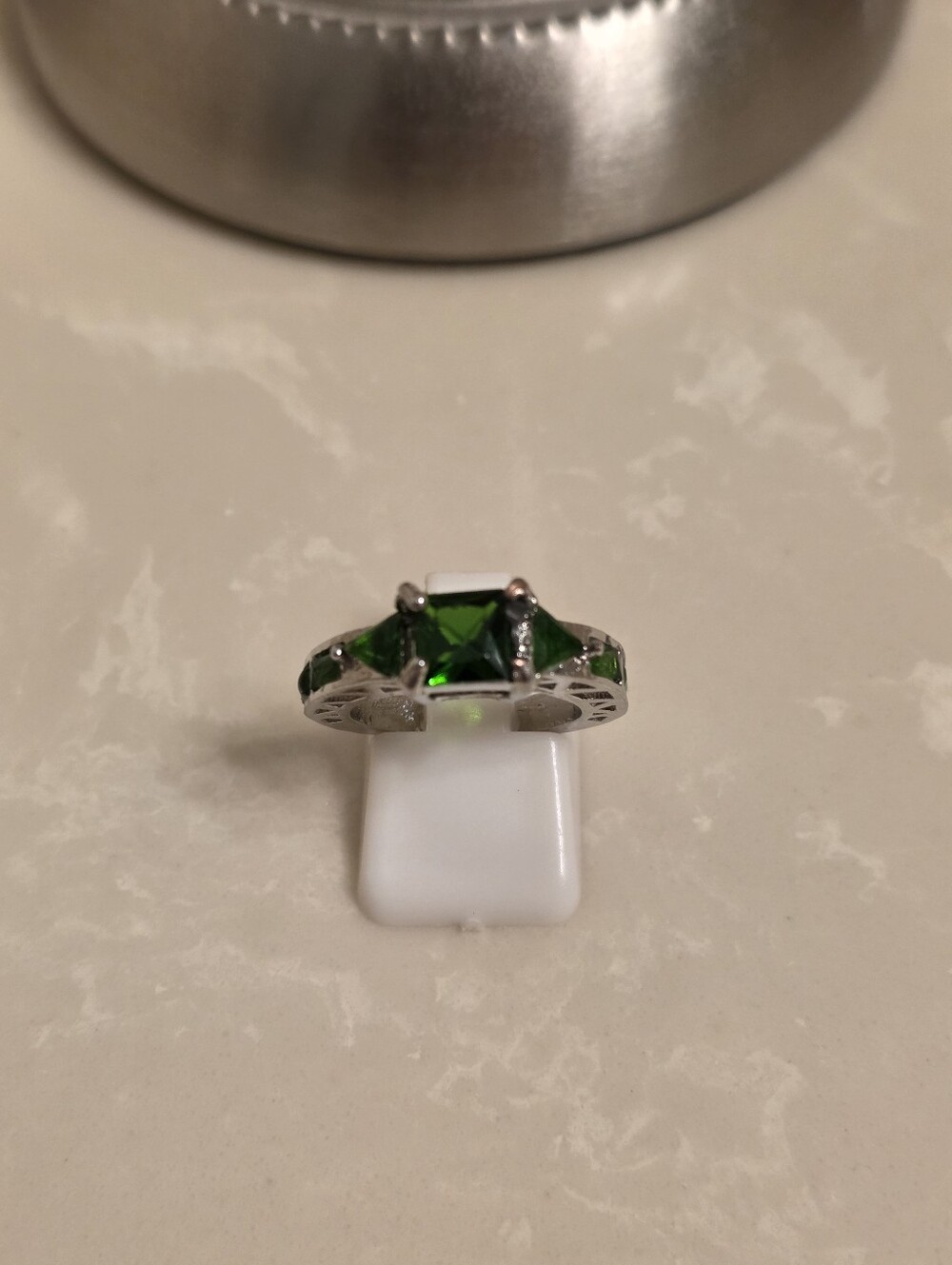 Silver and Emerald Square Cut Ring Size 5.5